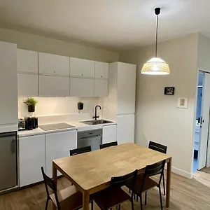 St Germain Beauvoir Chicsuites Apartment Paris