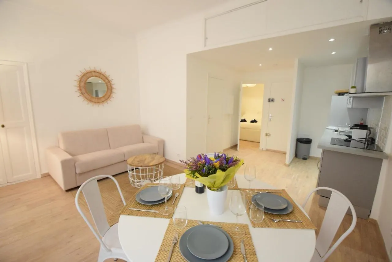 Nice Renting - Barillerie - Cozy Loft Old Nice - Sea Front - Saleya - Massena 0*,  France