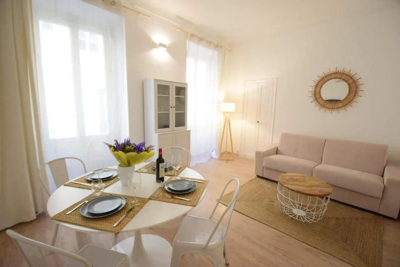 Nice Renting - Barillerie - Cozy Loft Old Nice - Sea Front - Saleya - Massena