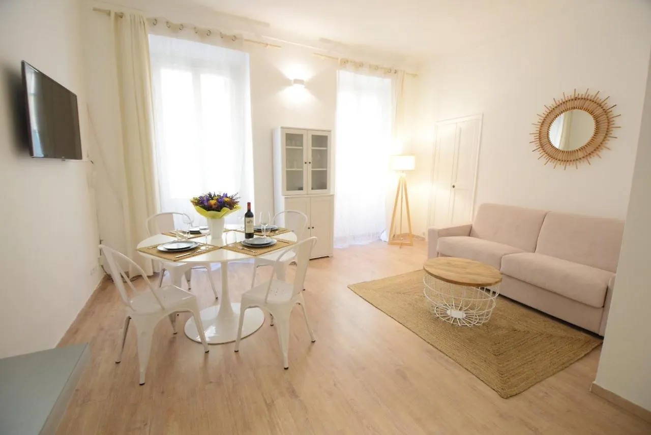 Nice Renting - Barillerie - Cozy Loft Old Nice - Sea Front - Saleya - Massena 0*,